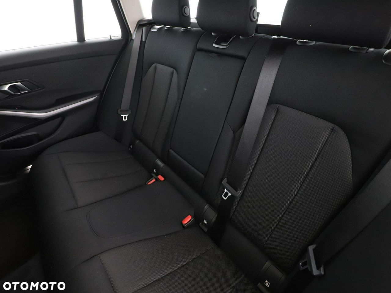 BMW Seria 3 320d xDrive Advantage - 17