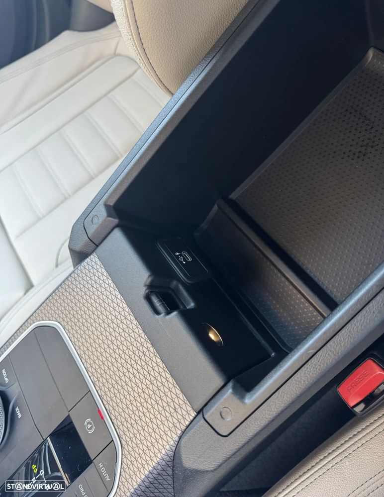 BMW i4 eDrive40 Pack Desportivo M - 16