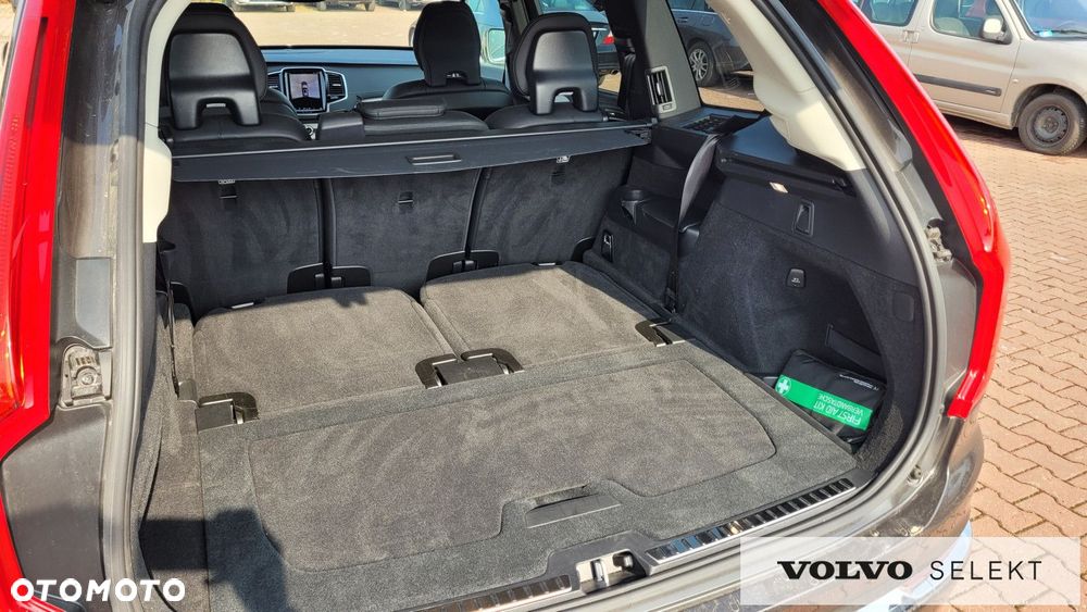 Volvo XC 90 - 19