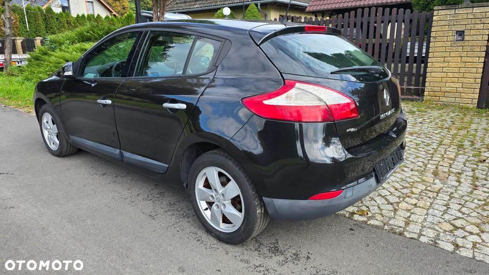 Renault Megane 1.6 16V 110 Dynamique - 8
