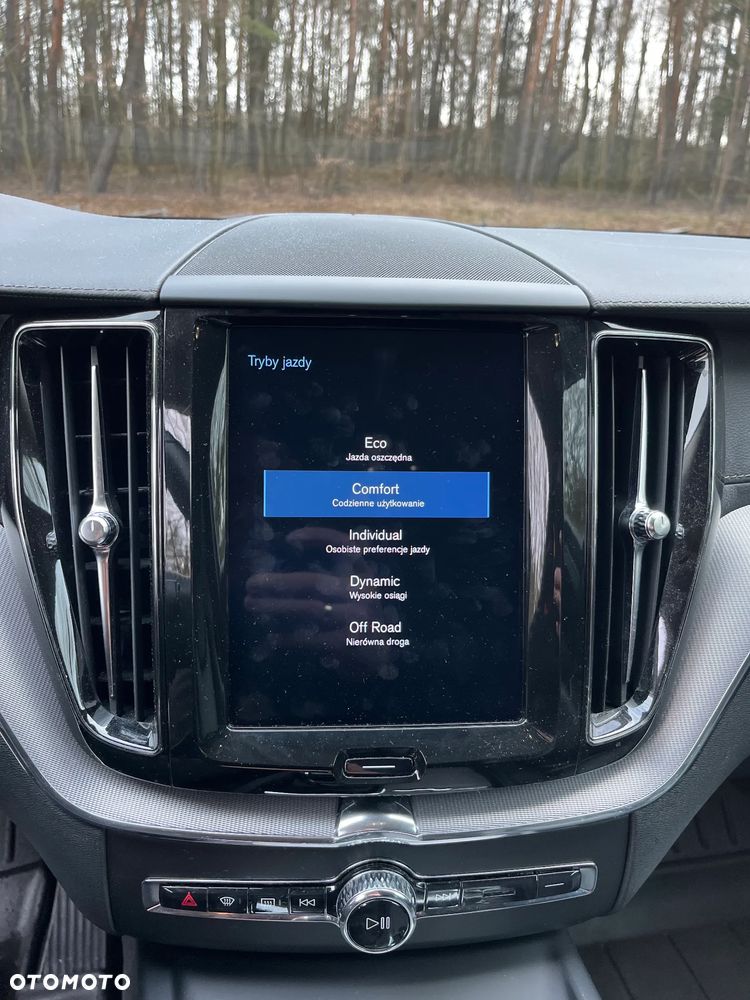 Volvo XC 60 D4 Inscription - 11