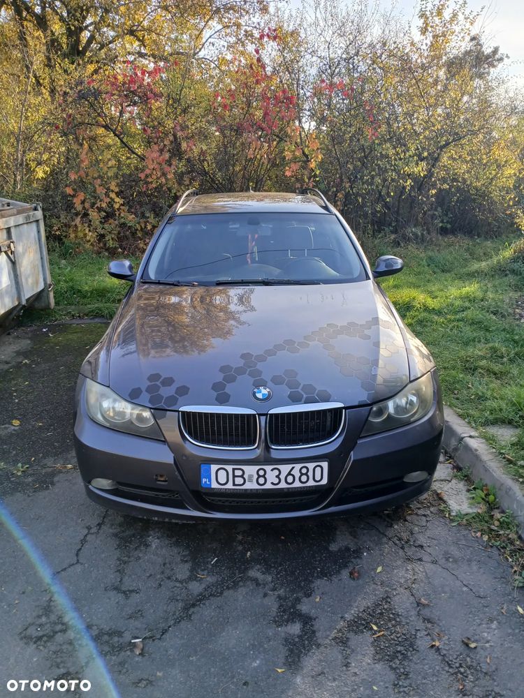 BMW Seria 3 - 1