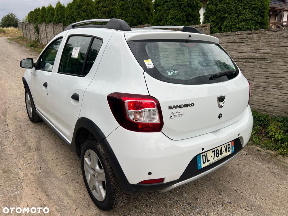 Dacia Sandero 0.9 TCe Laureate - 8