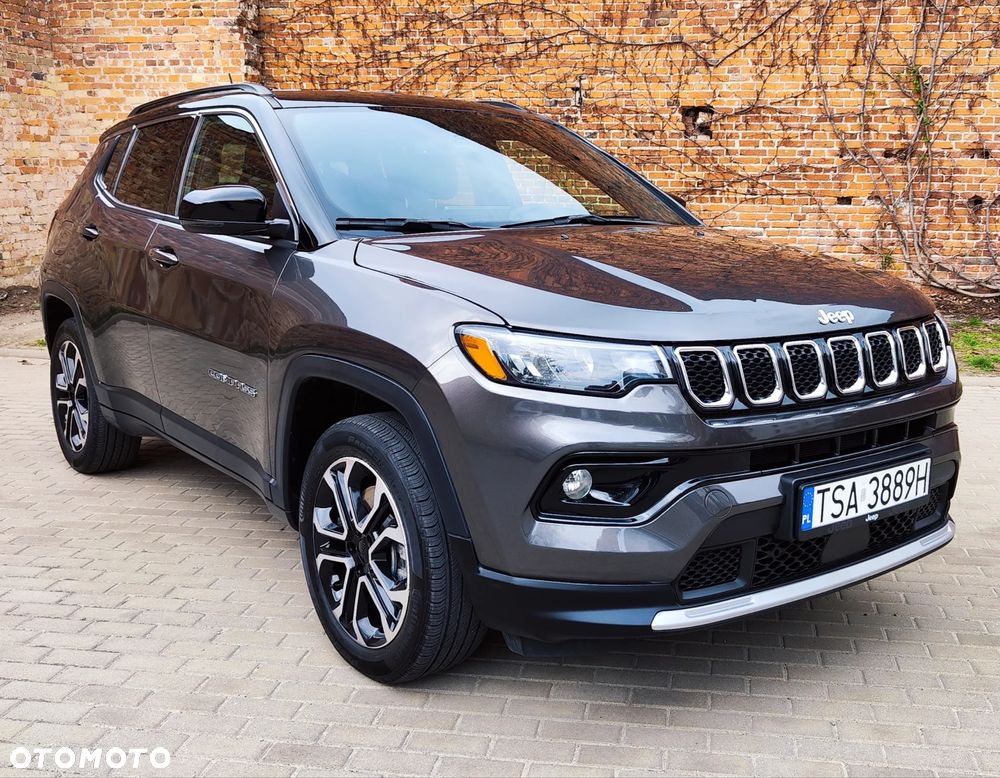 Jeep Compass - 1