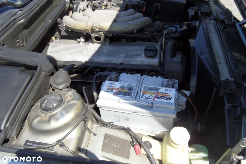 BMW Seria 5 525i - 10