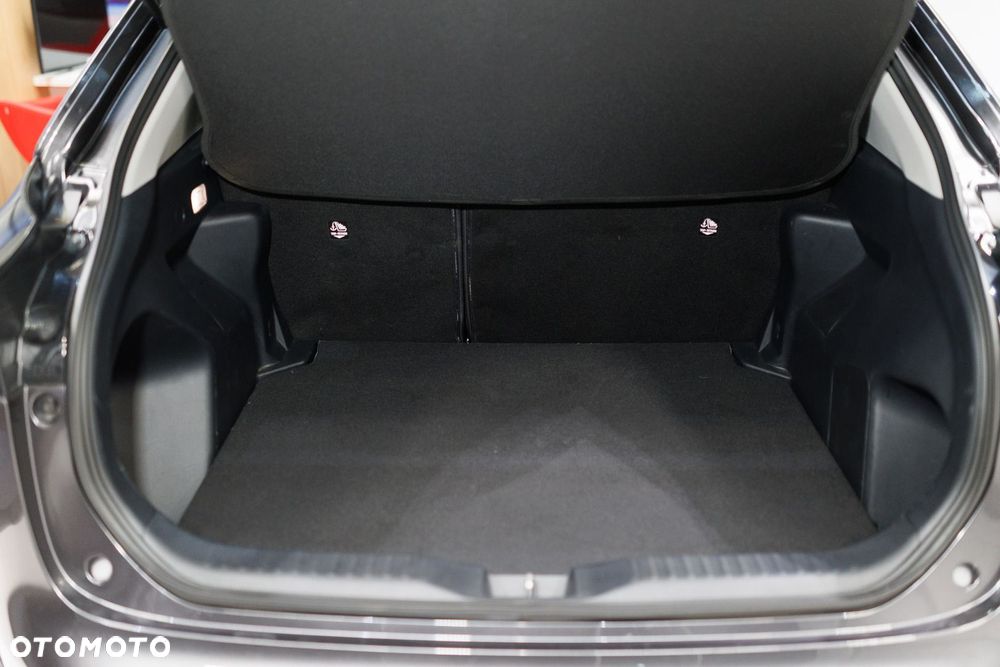 Toyota Yaris Cross - 19