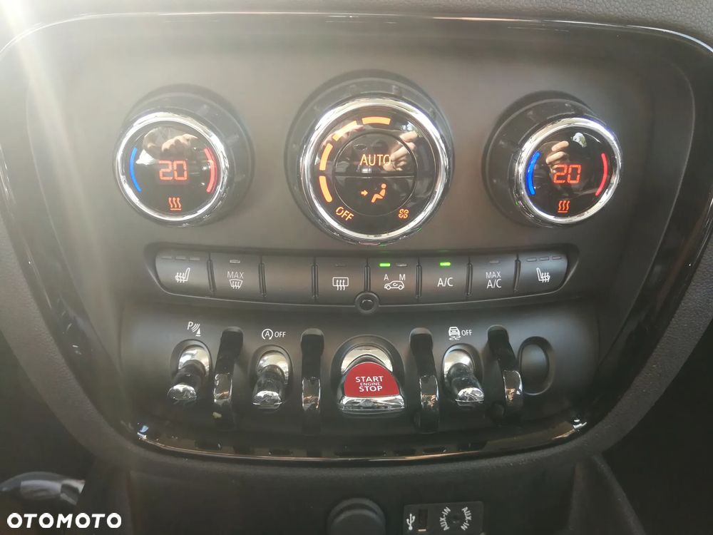 MINI Clubman Cooper D - 12