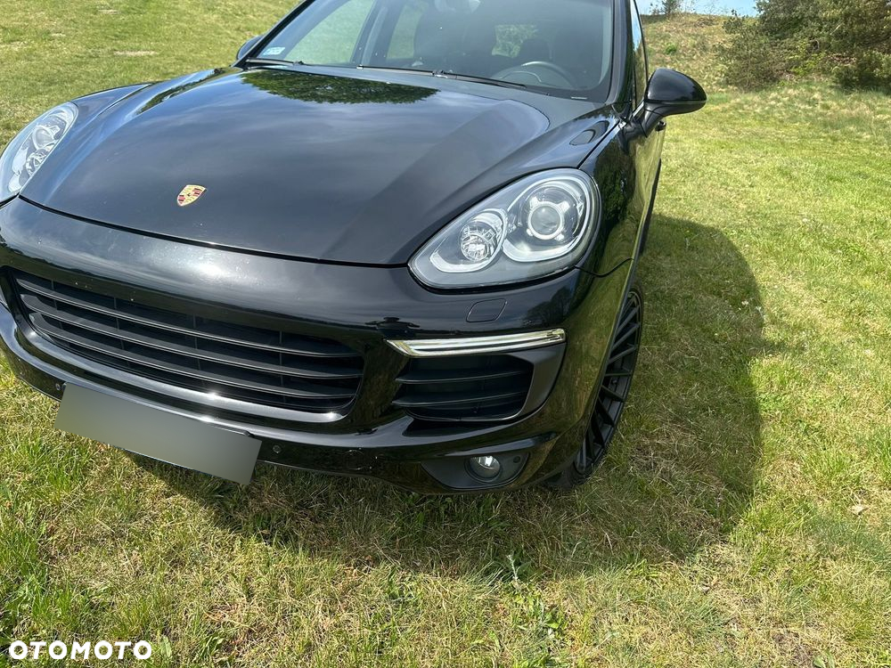 Porsche Cayenne Standard - 4