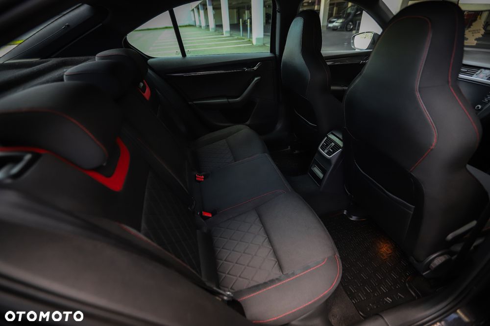 Skoda Octavia 2.0 TSI GPF RS 245 - 22