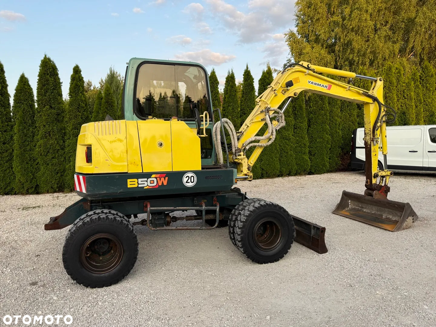 Yanmar B50W KOPARKA KOŁOWA/ 5 TON / MAŁE GABARYTY / BARDZO ZWROTNA / ZADBANA Z NIEMIEC / PIĘKNY STAN / ORYGINAŁ / B 50 W B75 B95 B110 / 70 75 80 90 100 110 / 308 310 / TEREX TW - 9