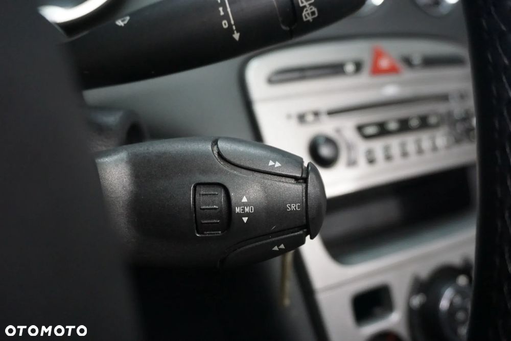 Peugeot 308 HDi FAP 110 Tendance - 31