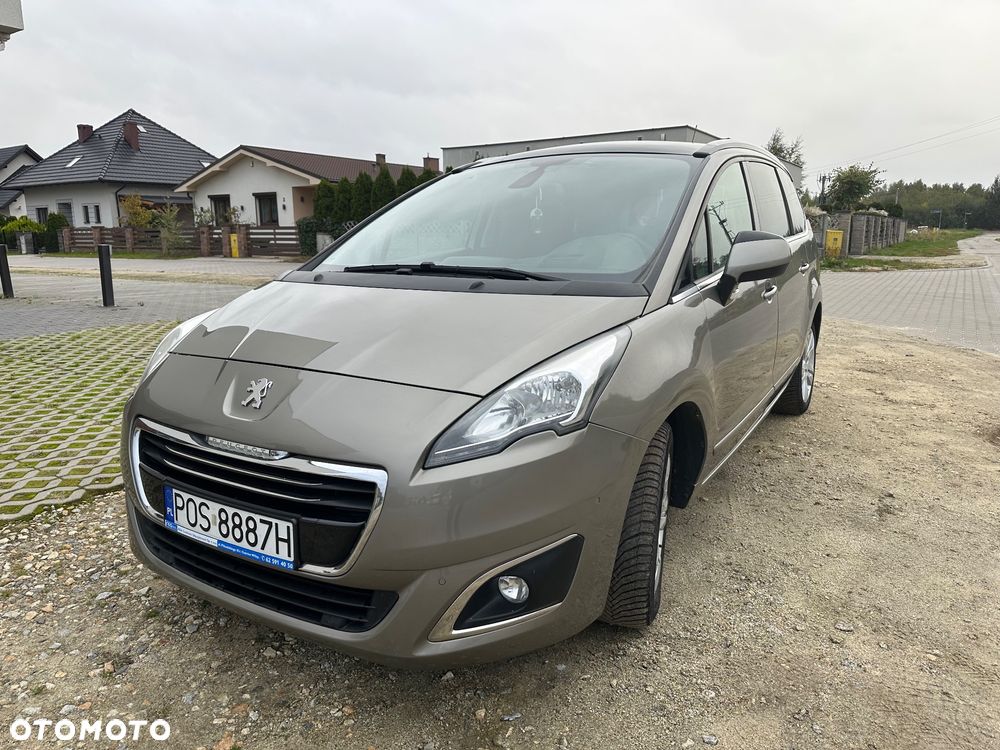 Peugeot 5008 - 3
