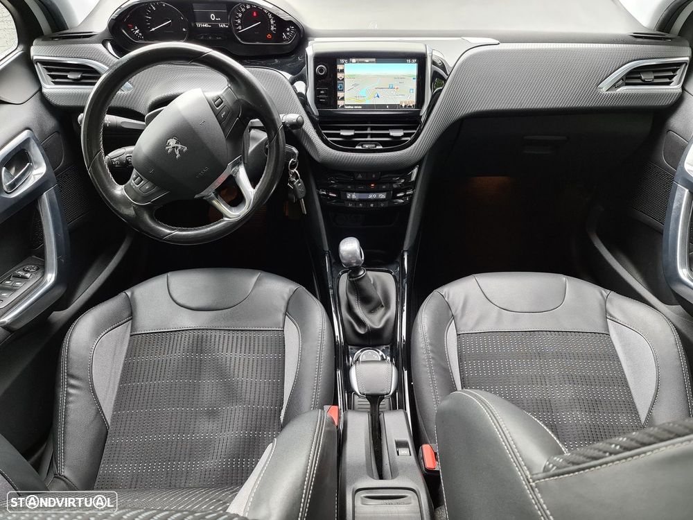 Peugeot 2008 1.6 BlueHDi Allure - 11