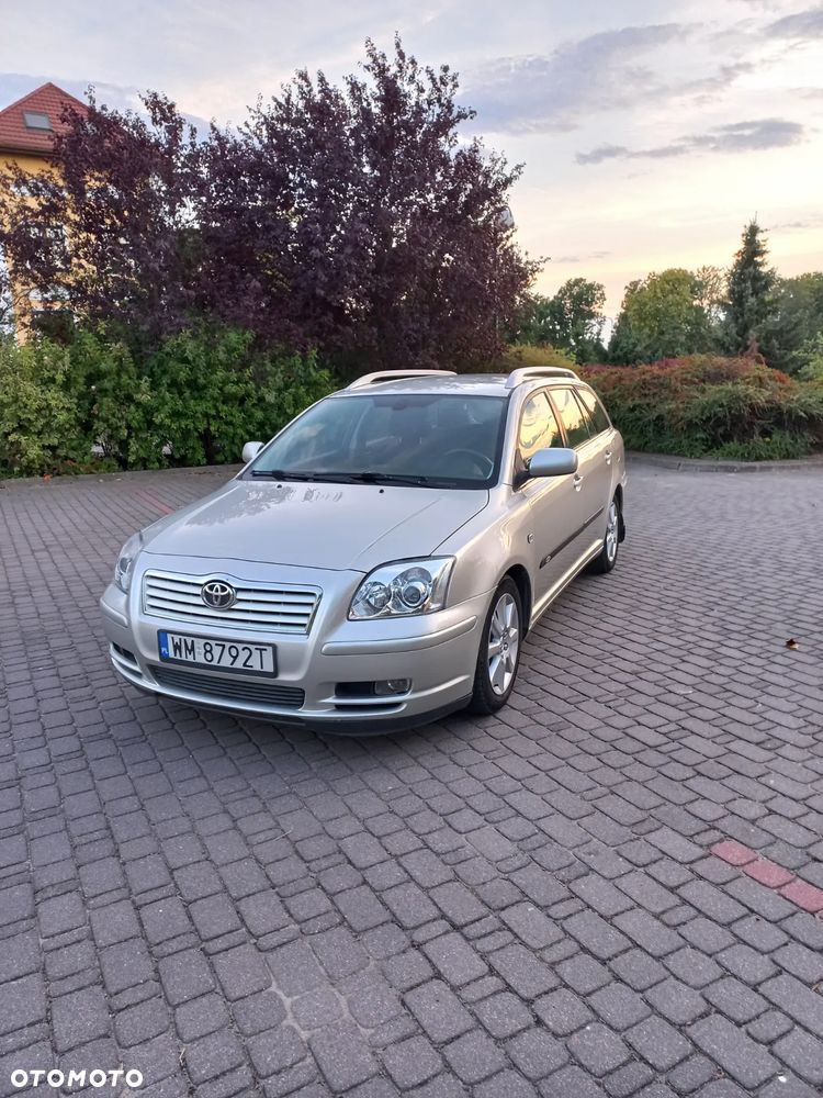 Toyota Avensis 1.8 VVT-i Luna - 1