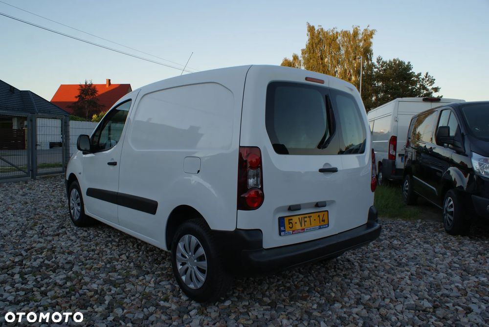 Peugeot Partner - 23