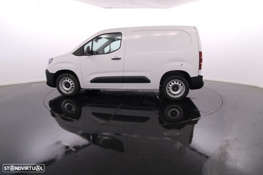 Opel combo Cargo L1H1 E15DT MT6 100cv 3Lug. / Cam. Traseira - 4