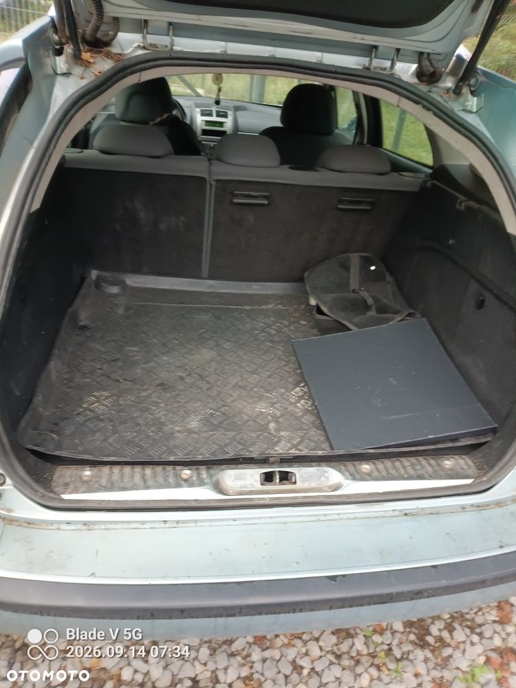 Peugeot 407 - 8