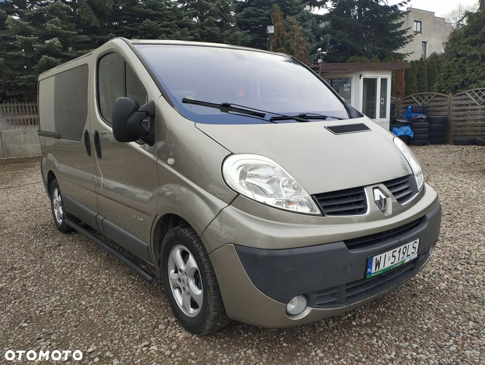 Renault Trafic - 2