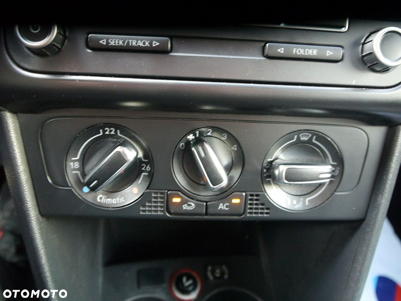 Volkswagen Polo 1.4 16V Comfortline - 18