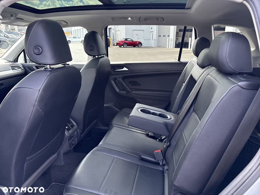 Volkswagen Tiguan - 21