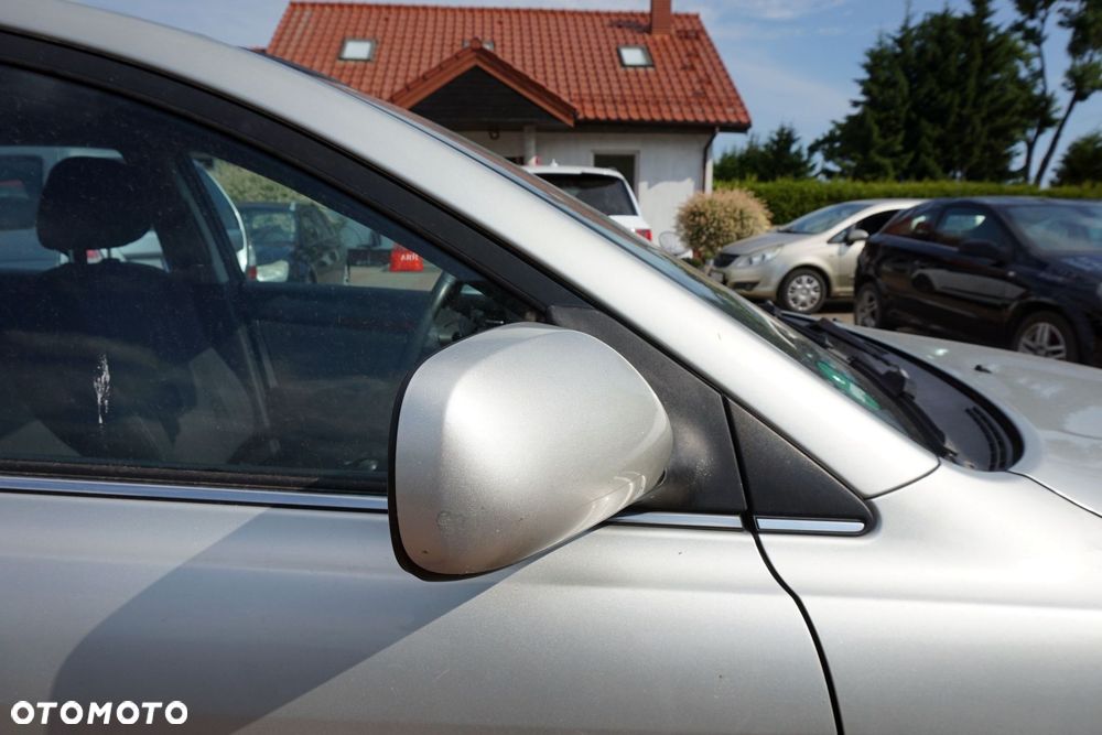 LUSTERKO ELEKTRYCZNE PRAWE AVENSIS II T25 1C0 87901-05100 SREBRNY SKŁADANE EL TOYOTA 2003-2006 - 2