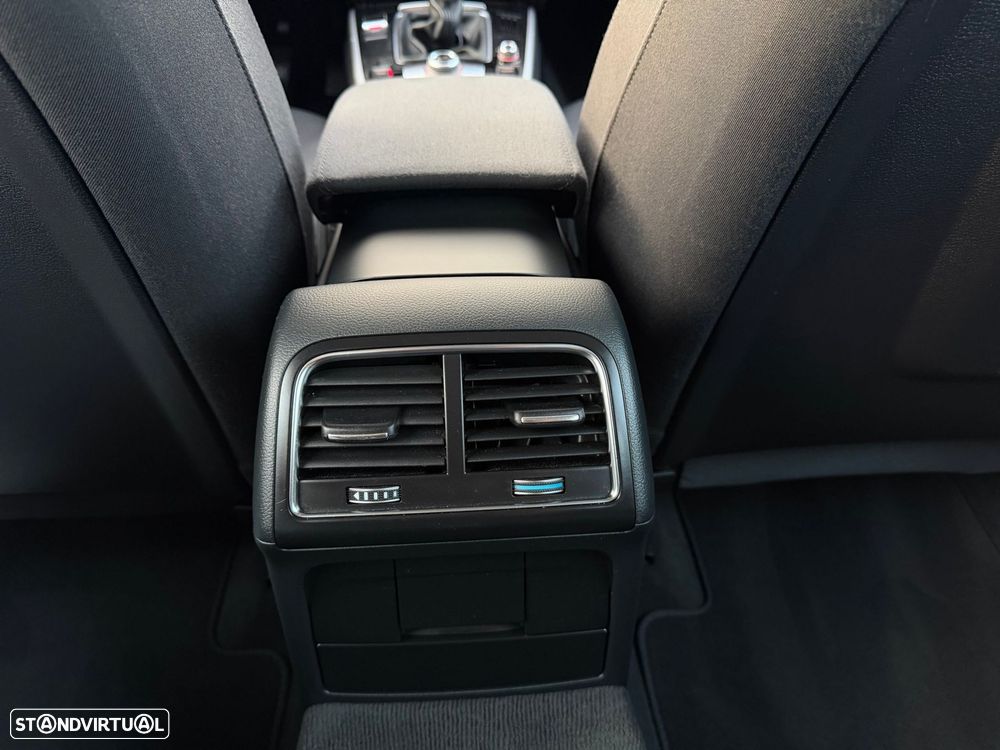 Audi A4 Avant 2.0 TDI Business Line - 45