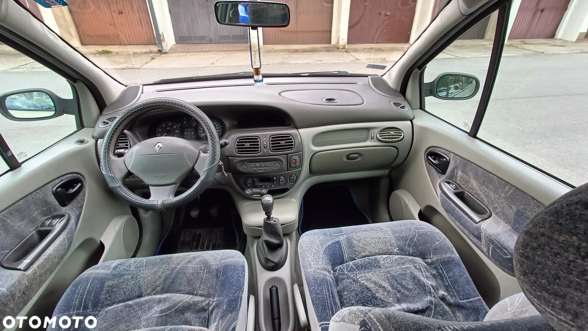 Renault Scenic 1.6 16V Privilege - 6