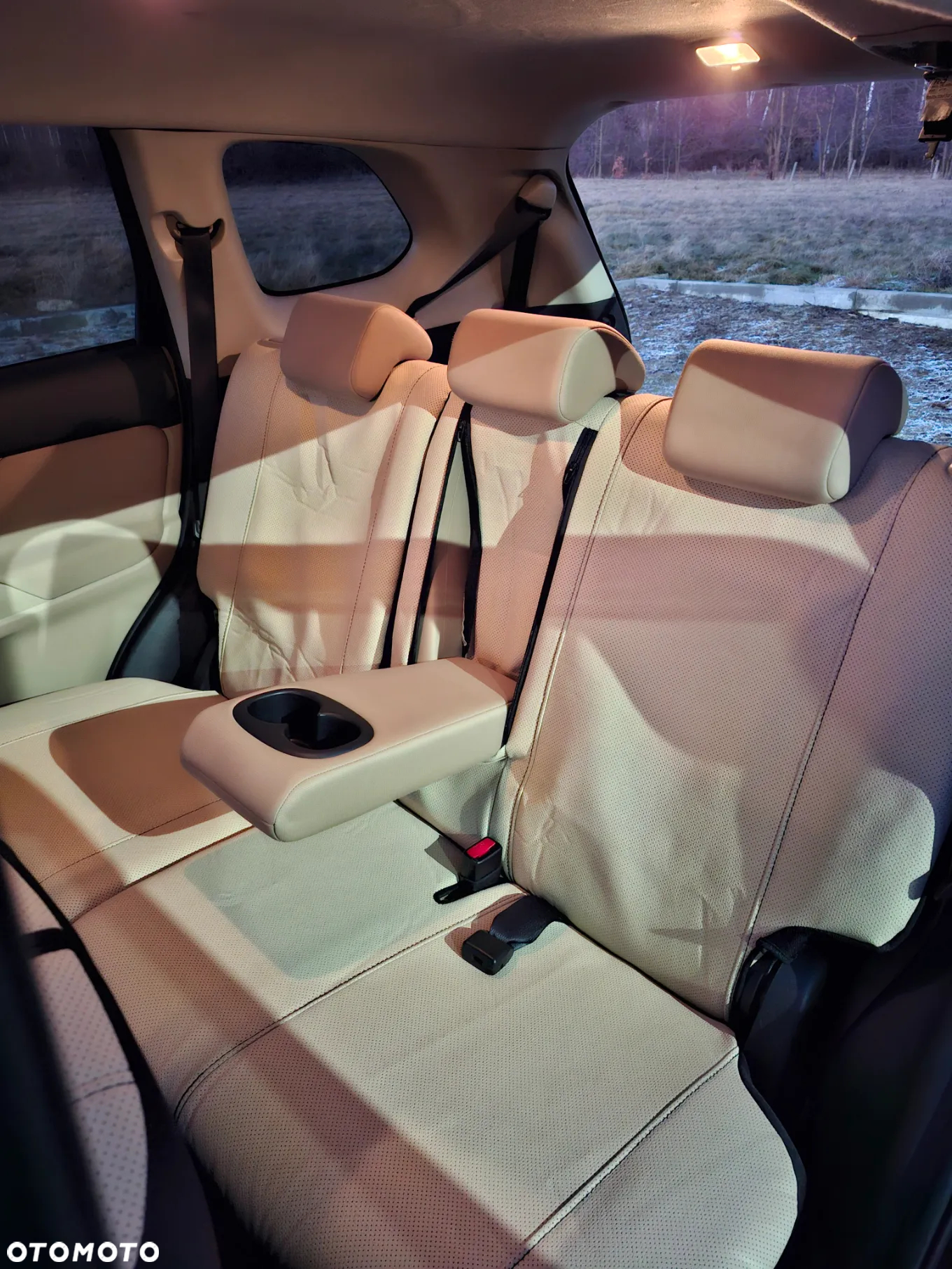 Mitsubishi Outlander - 14