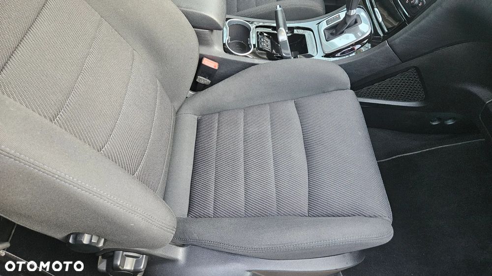 Ford S-Max 2.0 TDCi DPF Titanium X - 17