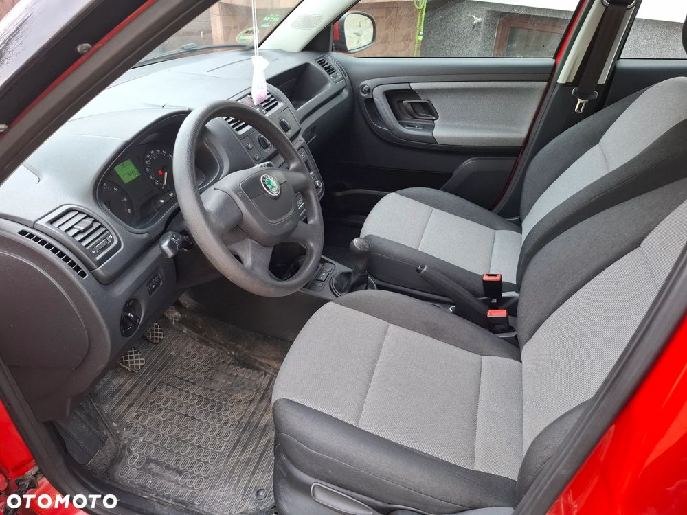 Skoda Fabia 1.2 HTP - 8