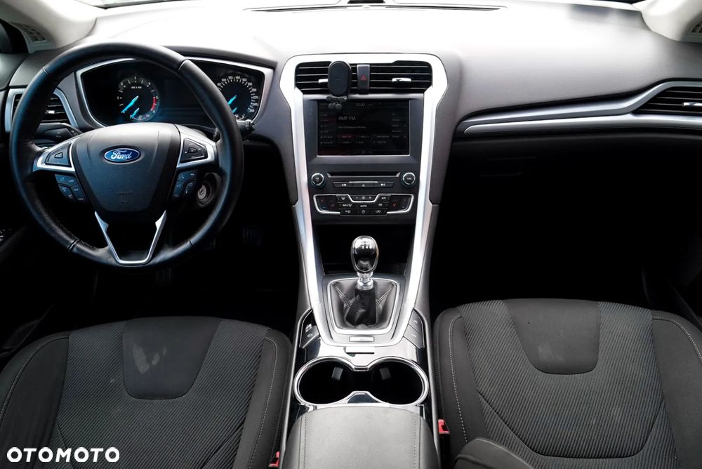 Ford Mondeo - 31