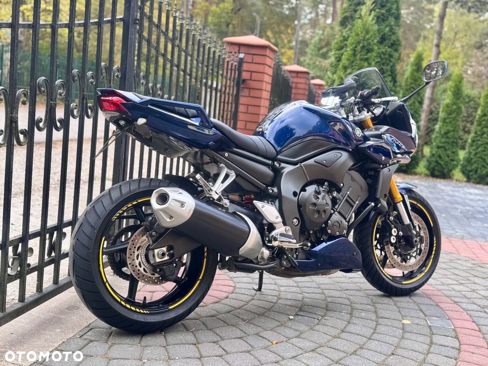 Yamaha FZ - 4