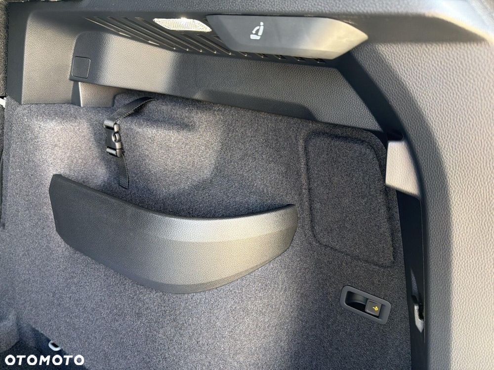 Skoda Karoq 1.5 TSI ACT Sportline DSG - 26