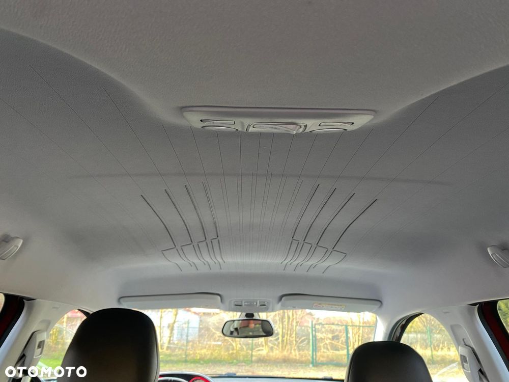 Peugeot 2008 1.2 PureTech GT Line S&S - 17