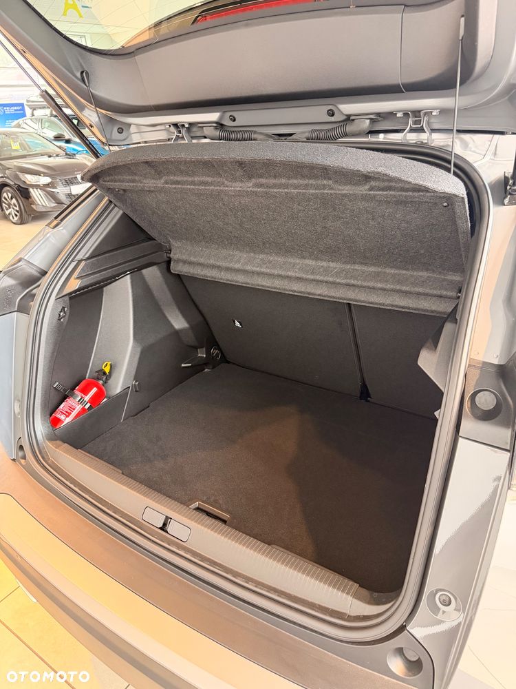 Peugeot 2008 1.2 PureTech Allure S&S EAT8 - 26