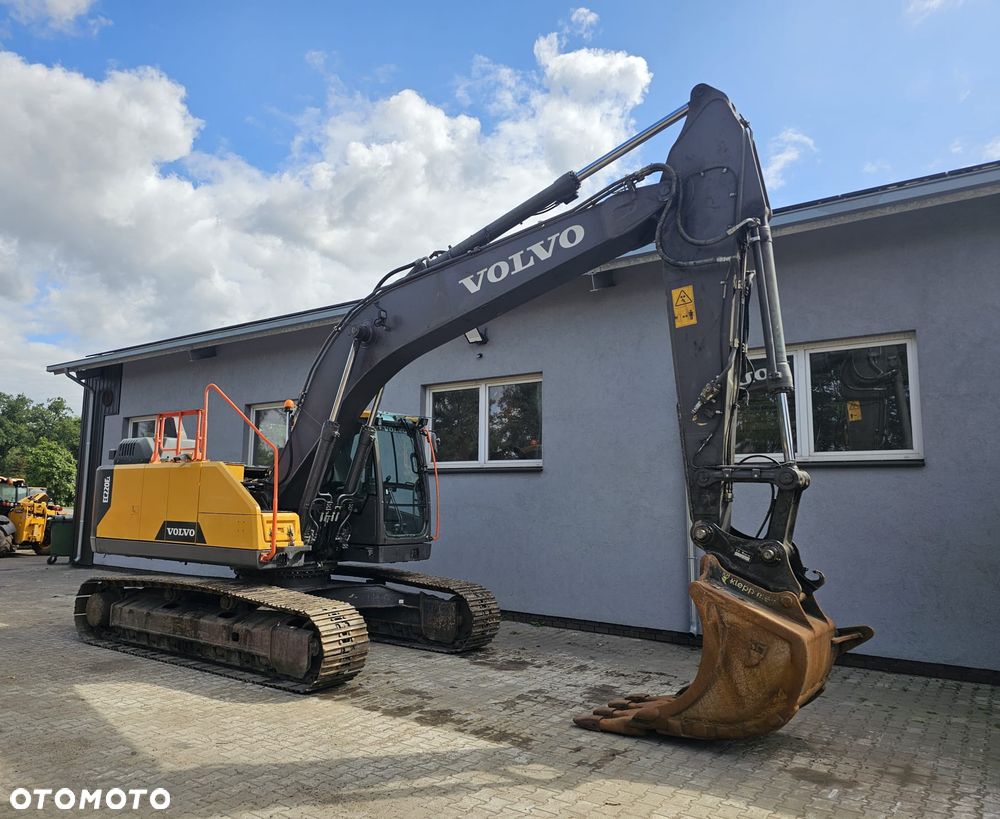 Volvo EC220EL - 1