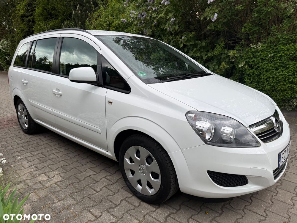 Opel Zafira 1.8 Family - 10