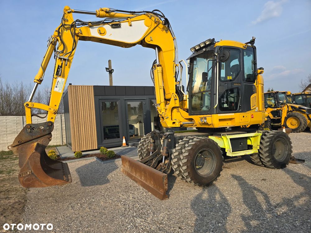 Komatsu - 1