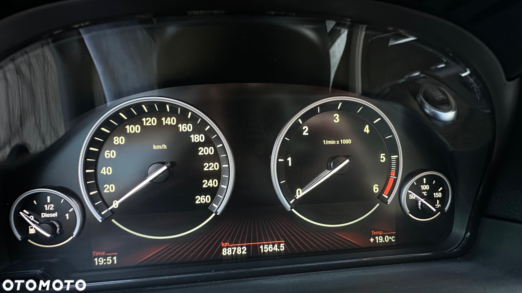 BMW Seria 5 530d xDrive - 11