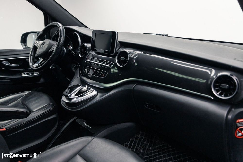 Mercedes-Benz V 220 d Exclusive - 29