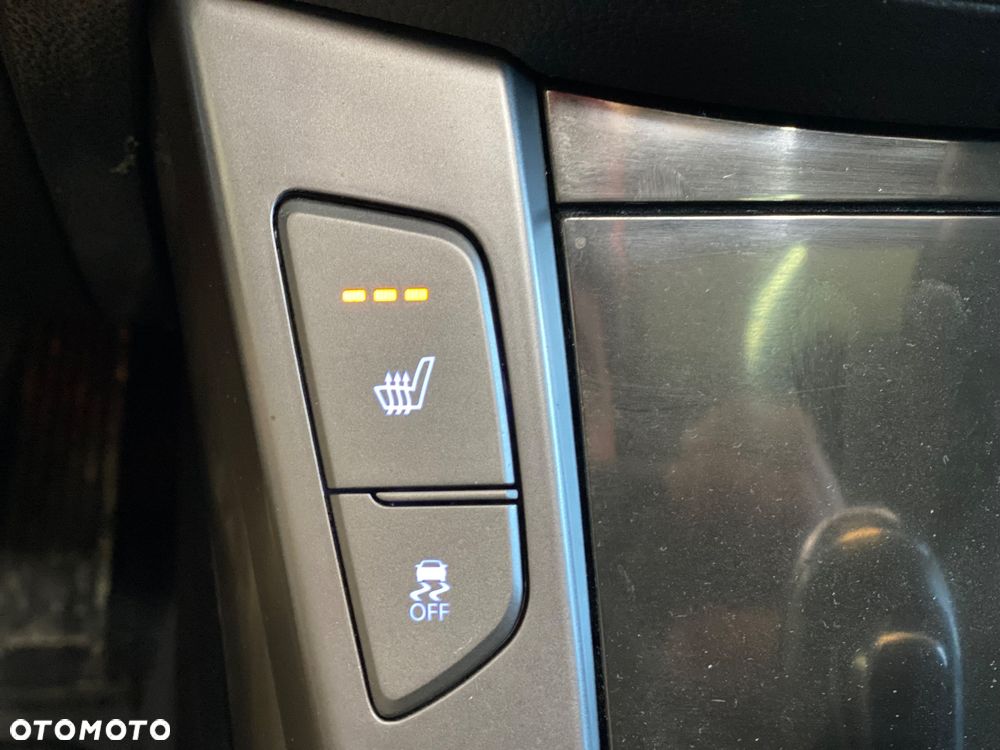 Hyundai i40 1.7 CRDi Premium DCT - 32