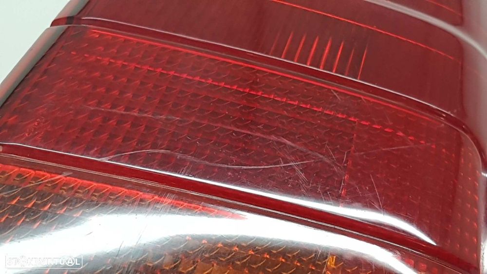 FAROLIM TRASEIRO DIREITO MITSUBISHI SPACE RUNNER (N60) 2.0I - 7