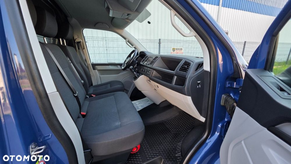 Volkswagen T6 warsztat - 24