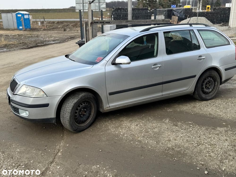 Skoda Octavia 1.6 Active - 1