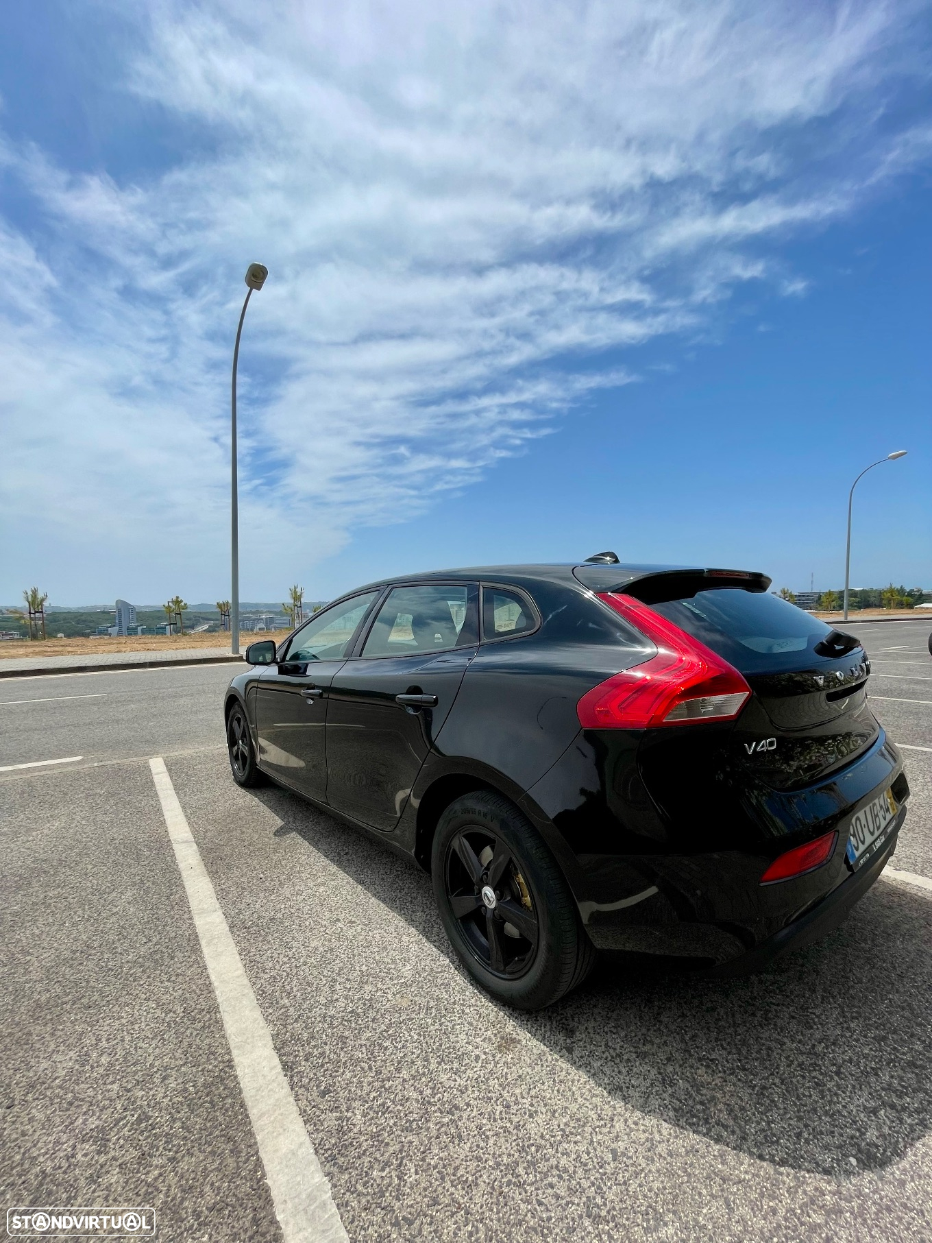 Volvo V40 2.0 D2 Kinetic - 3