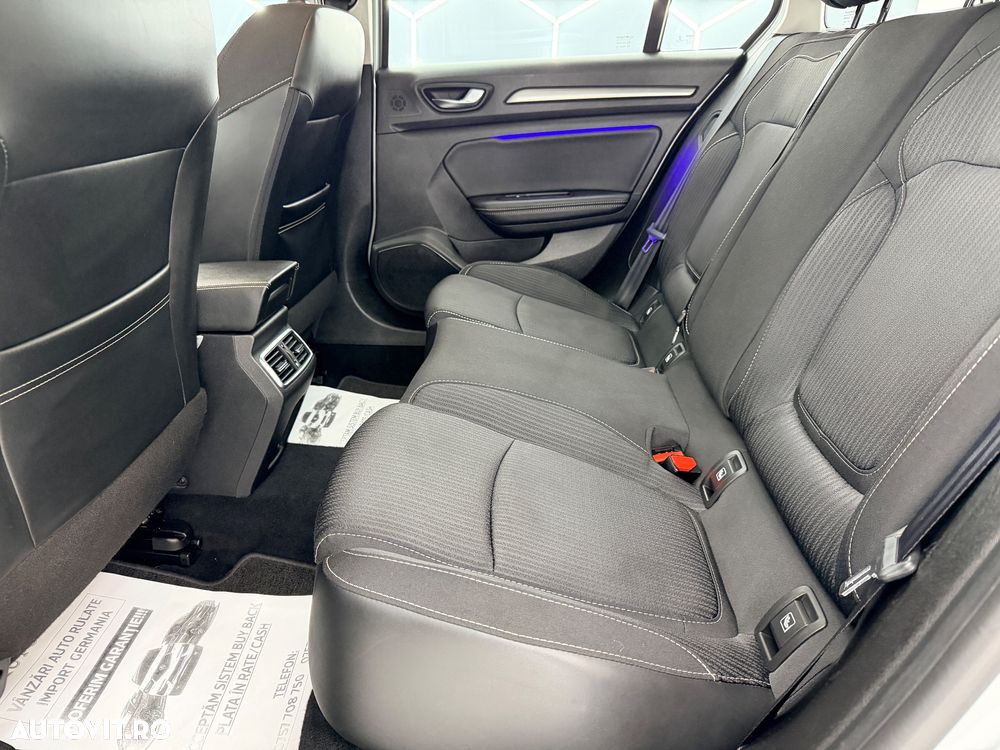 Renault Megane BLUE dCi Limited - 12