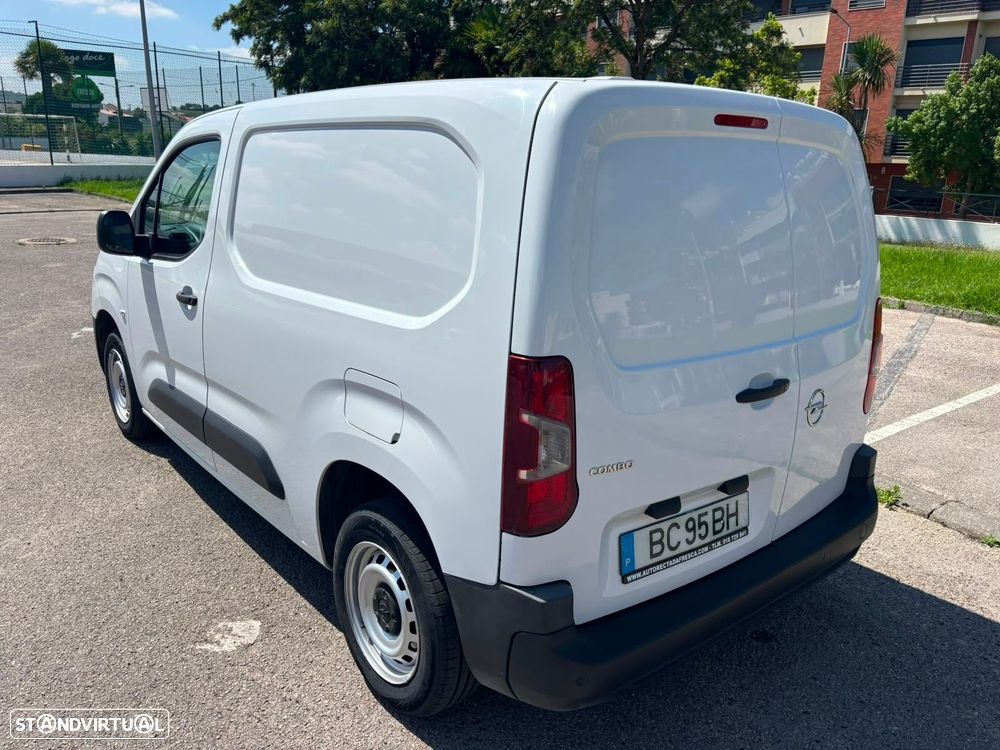 Opel Combo 1.5 CDTi 102cv L1H1 ENJOY - AC - IVA DEDUTÍVEL - 17