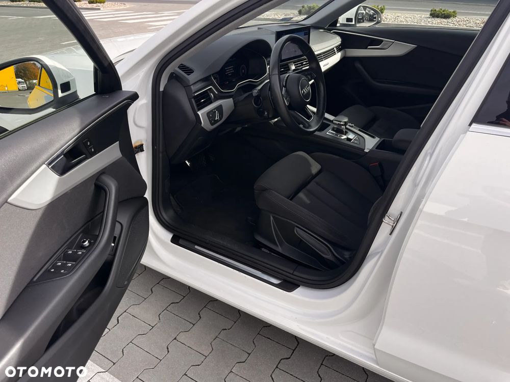 Audi A4 Limousine 40 TDI Quattro S tronic - 14