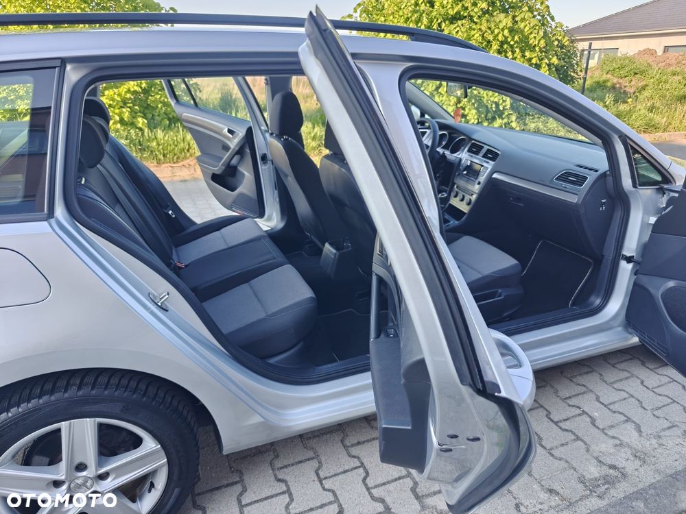 Volkswagen Golf - 14
