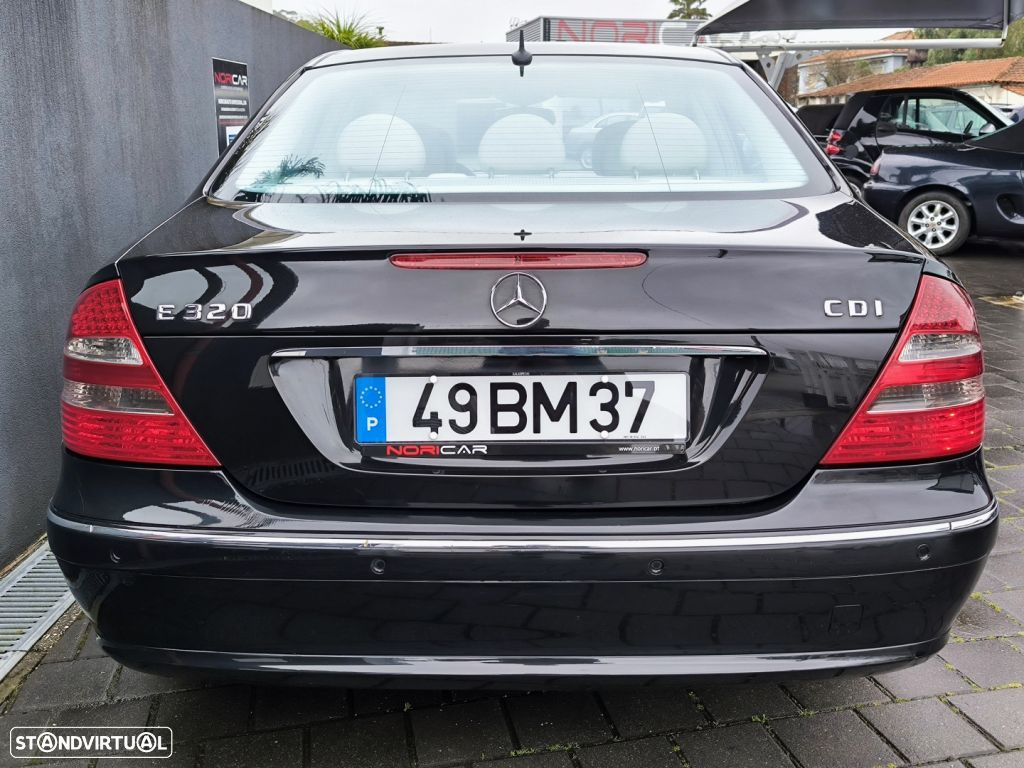 Mercedes-Benz E 320 CDi Avantgarde - 3